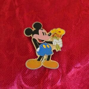 Vintage 1990 Mickey Mouse Pin with Yellow Flowers.